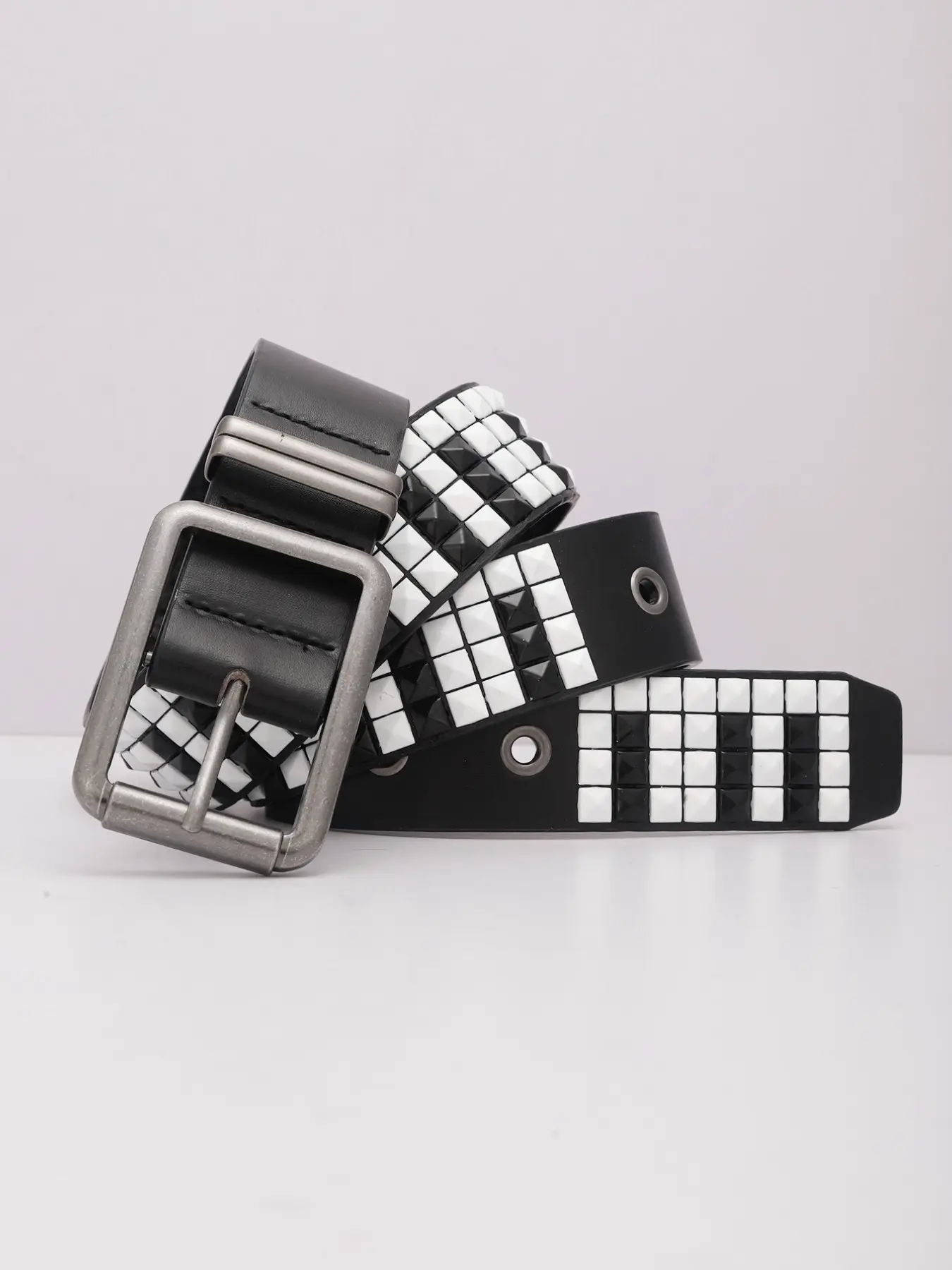 1PC Black Faux Leather Pyramid Studded Belt, Full Black & White Square Checkerboard Rivet Strap, Vintage Gunmetal Square Pin Buckle, Unisex Harajuku Statement Waist Belt for Skate Streetwear, Emo Outfits, Punk Concerts & Daily Alt Fashion