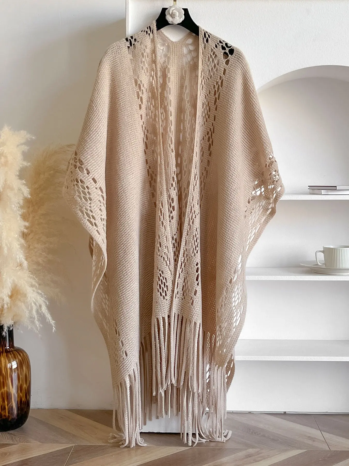 Women's Plain Hollow Out Shawl, Fashion Daily Wear Accessory, Elegant Fringe Split Shawl, Suitable for All Seasons, Trendy Solid Shawl