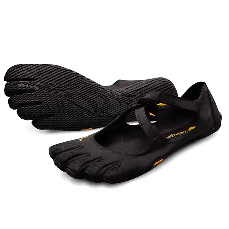 Women Five Fingers Barefoot Shoes Minimalist Toe Shoes Non‑Slip Lightweight Yoga Pilates Training Shoes Adjustable Strap Breathable Flat Five‑Toe Shoes for Indoor Workout Dance Gym