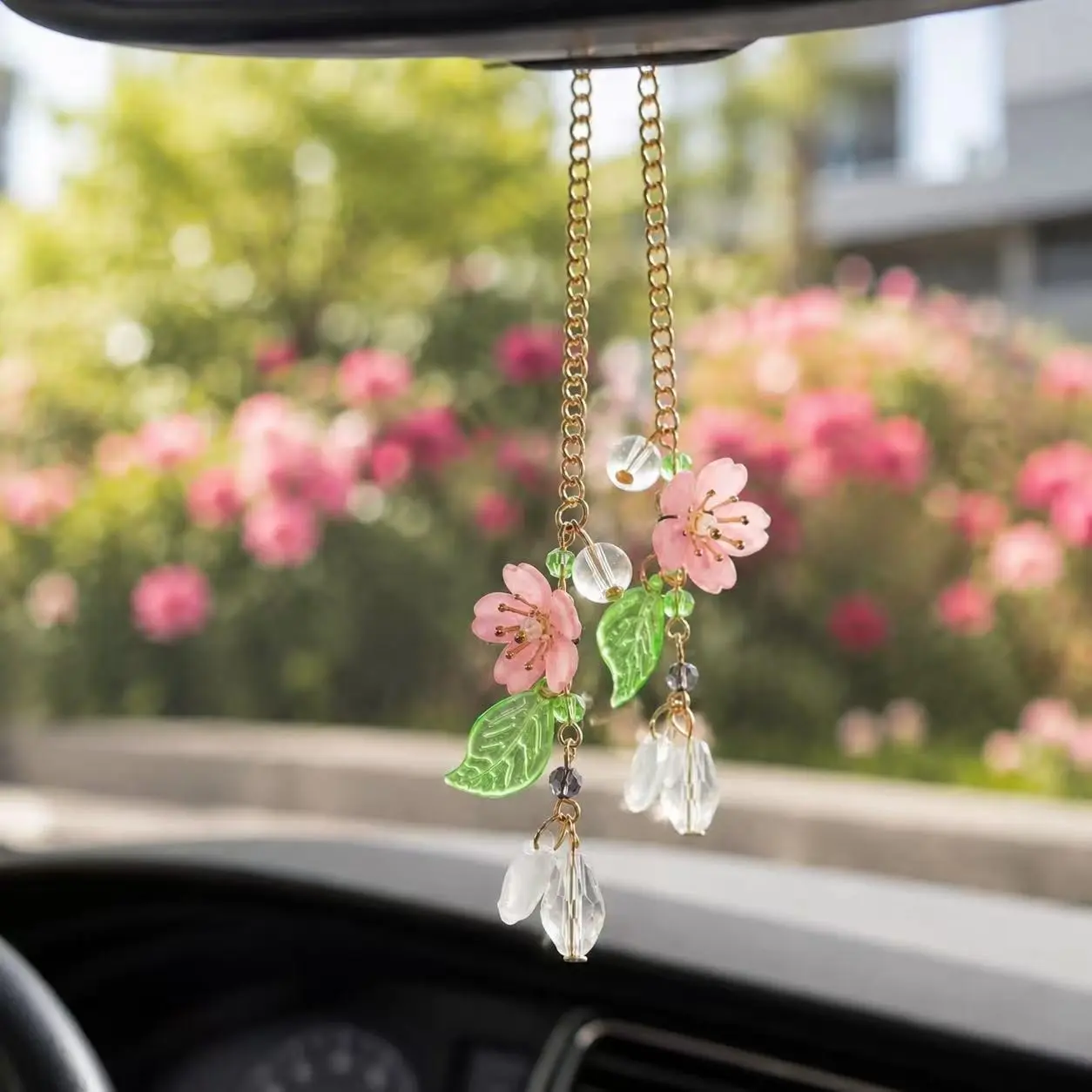 Crystal Drop Floral Sun Catcher Car Rearview Mirror Ornament, Resin Flower Bead Car Interior Hanging Decor, Unisex Automotive Accessory, Car Ornaments