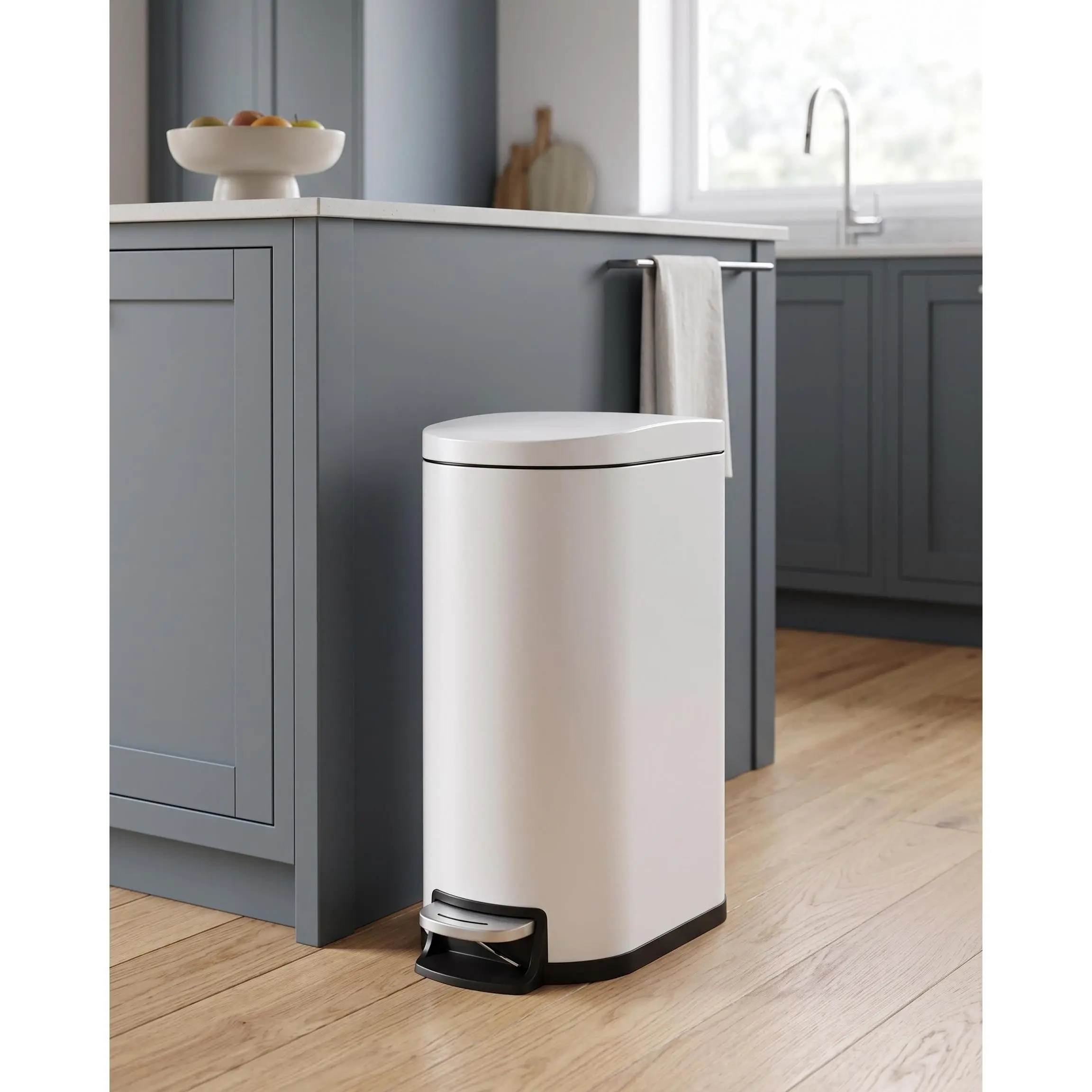 6L Slim Stainless Steel Step Trash Can with Soft Close Lid, Anti-Fingerprint Waterproof Bin with Removable Inner Bucket Odor Control Rear Handle, Silver & Black for Small Kitchen Bathroom