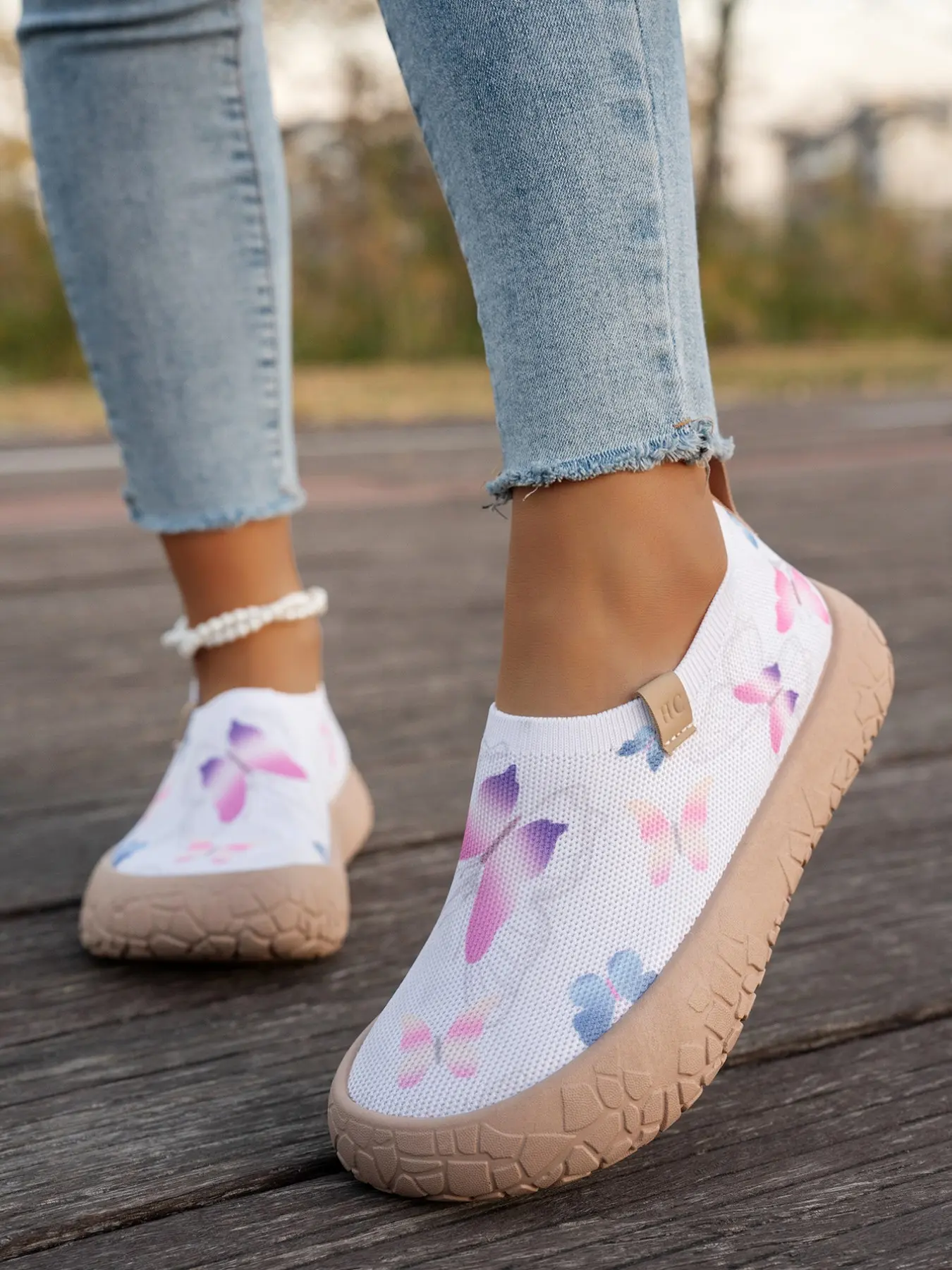Women's Graffiti Pattern Slip-On Casual Sneakers, Elastic Knit Breathable Walking Shoes, Anti-Slip Soft Sole Outdoor Daily Flat Shoes