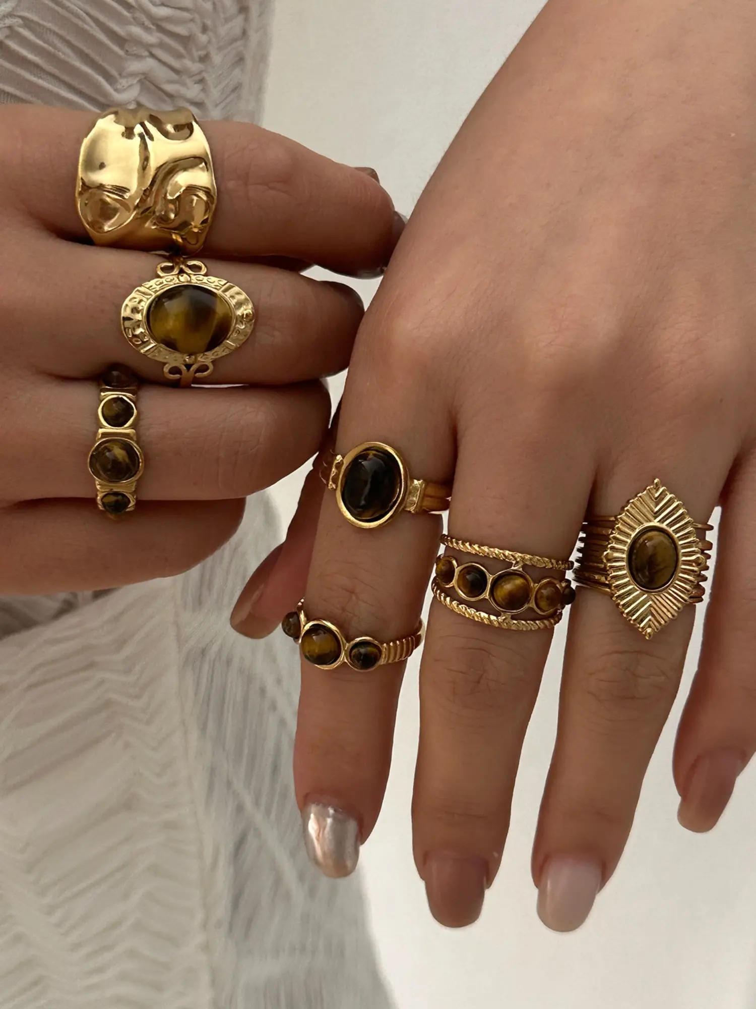 7Pcs Natural Tiger Eye Stone Stainless Steel Stackable Rings Set Hammered Irregular Sunburst Hollow Multi Bead Golden Finger Rings Boho Western Women Statement Jewelry Unique Rings