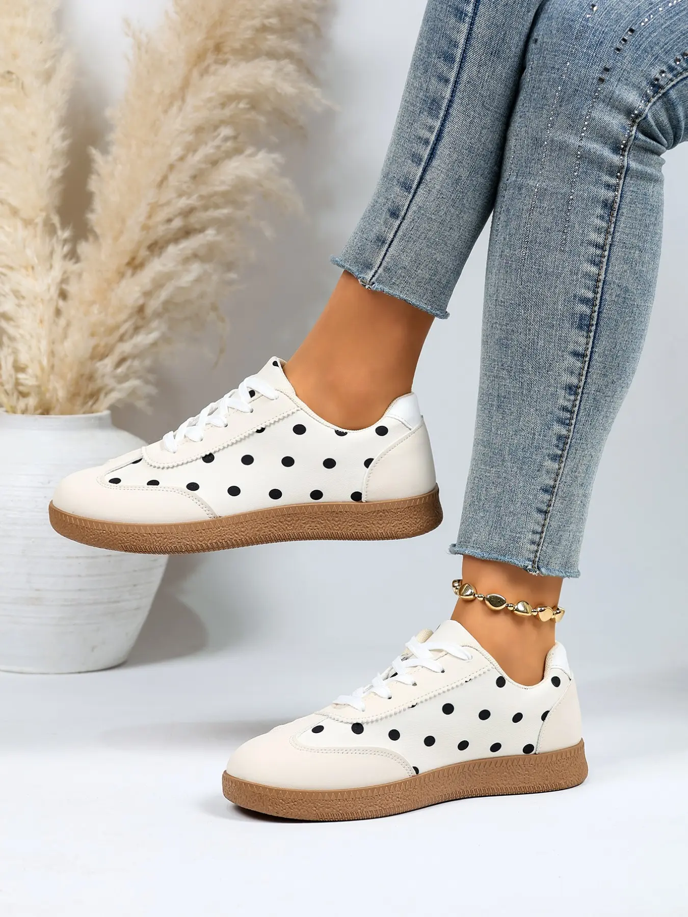 Spring Summer Casual Commute Polka Dot Sneakers, Casual Trainer Footwear, Soft, Flat Sole, Lightweight, Suitable for Shopping and Work