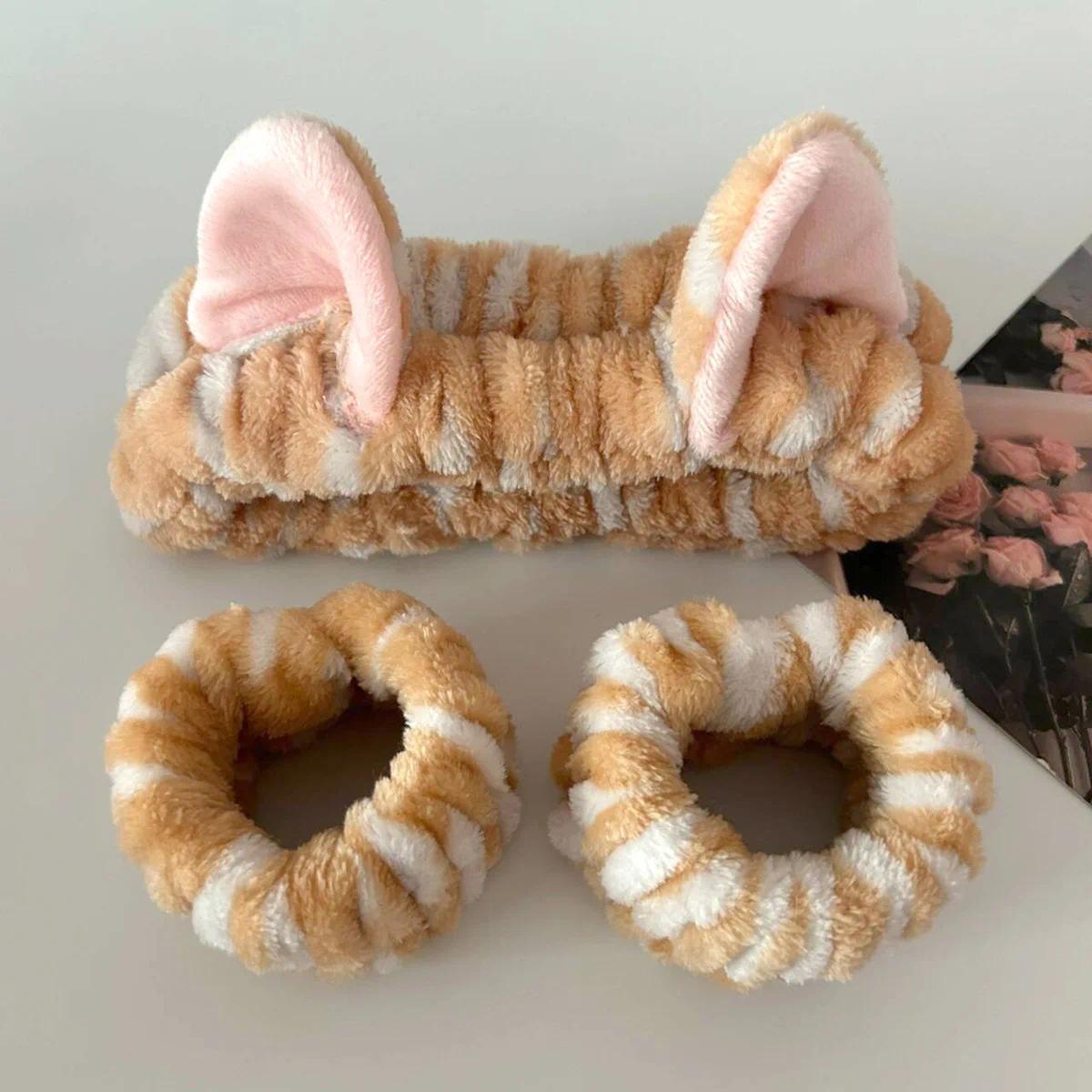 3 Pcs Cute Cat Ear Leopard Print Plush Headband For Women Girls Spa Washing Face and Makeup Headband Elastic Moisture Resistant Sleeves Wrist Strap