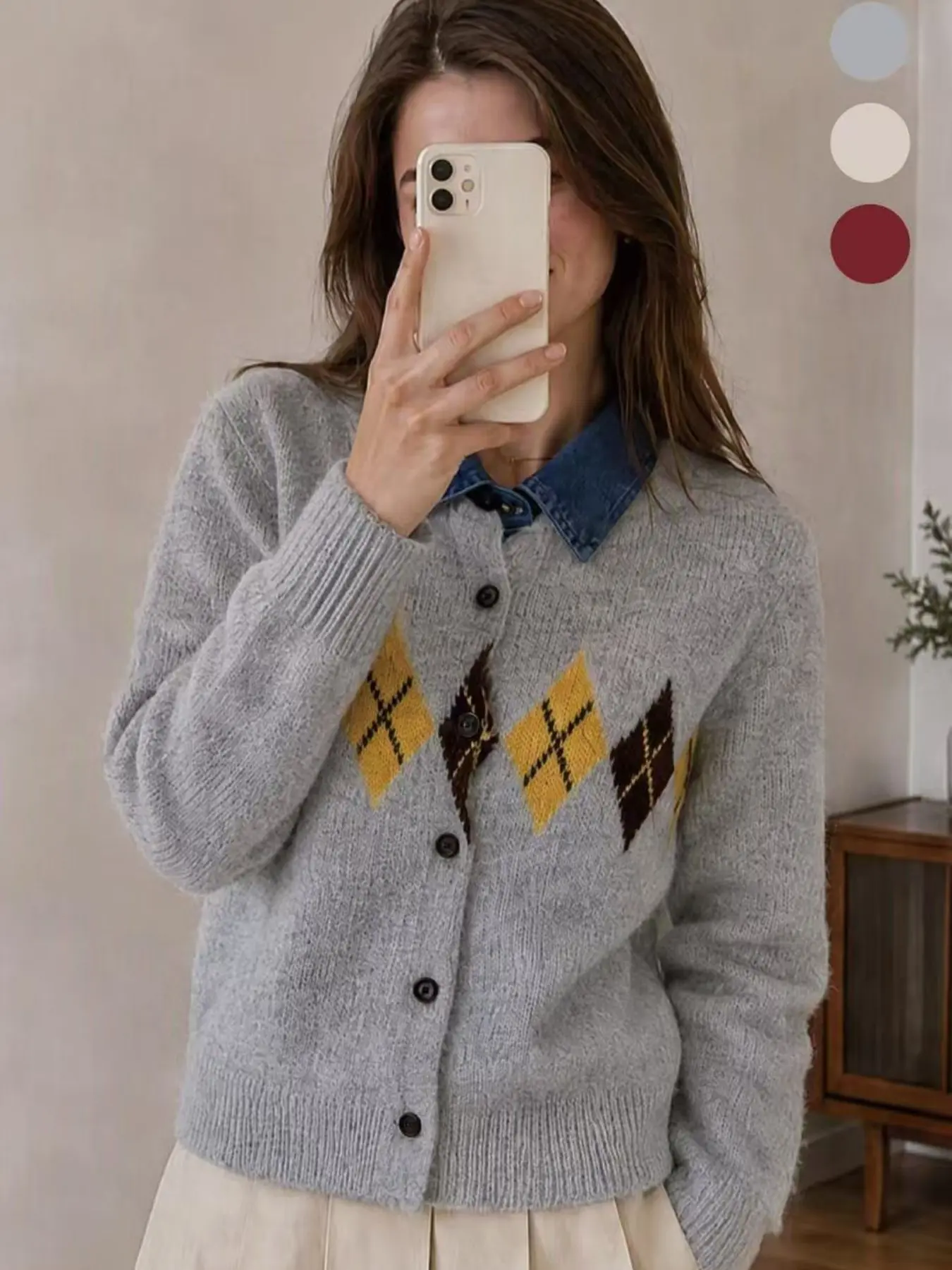 Women's Vintage Argyle Knit Cardigan, Round Neck Button Front Long Sleeve, Loose-Fitting Medium Length, Casual Winter Sweater