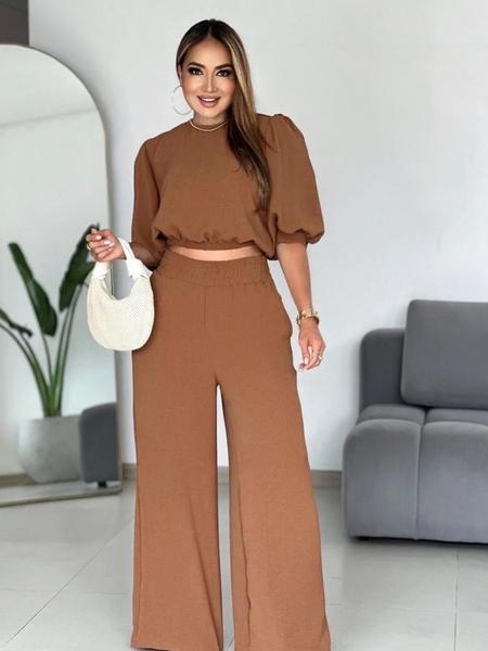 Women's Fashion Outfit, Half-Sleeve Top & Wide-Leg Pants, Casual Style for All Seasons, Women's Clothing Collection