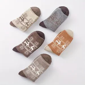 5/10 Pairs  Women Winter Warm Socks, Thick Terry Lined Wool Blend Thermal Crew Socks, Reindeer Snowflake Pattern Cozy Soft Socks for Cold Weather Home Outdoor