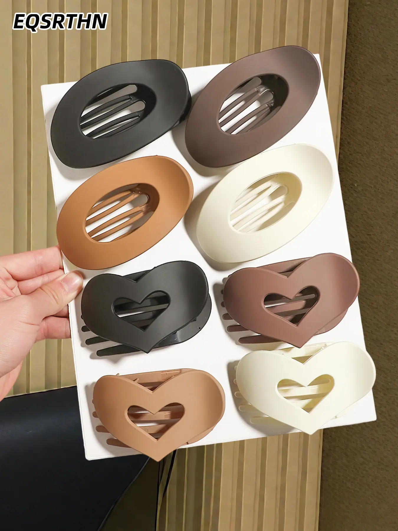 8-Piece Fashion Heart-Shaped Hair Clips, Festival Bestselling Sensation! Soft and Comfortable with Secure Hold, Inner Teeth Design Prevents Hair Damage, Perfect for Women's Hair Bun Styling, Suitable for Daily and Party Use!