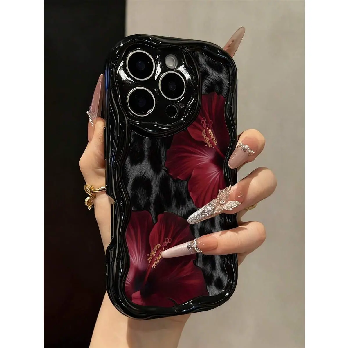 Cheetah,Leopard Print Leopard Print Cream Texture Soft Case For IPhone 17/17 Pro Max, 16/16 Pro/16 Pro Max, 15, XR, 7P/8P, P12 Pro Max, P13 Pro Max, P14 Pro Max, P13, P14, P11, P12, P14, XS/S/XS Max/7/8, Cute & Fashionable Thick Protective Phone Cover