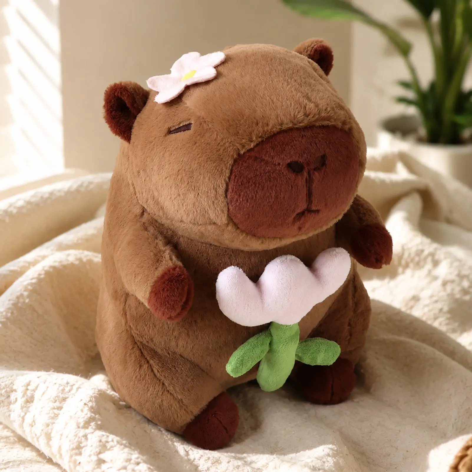 30cm/11.81in Capybara Plush Toy Holding Flower, Cute Kawaii Stuffed Animal, Soft Plush Doll, Cozy Bedroom Decor, Desk Companion, Room Aesthetic, Collectible Plush Gift for Kids, Teens, Adults, Birthday, Christmas, Valentine's Day