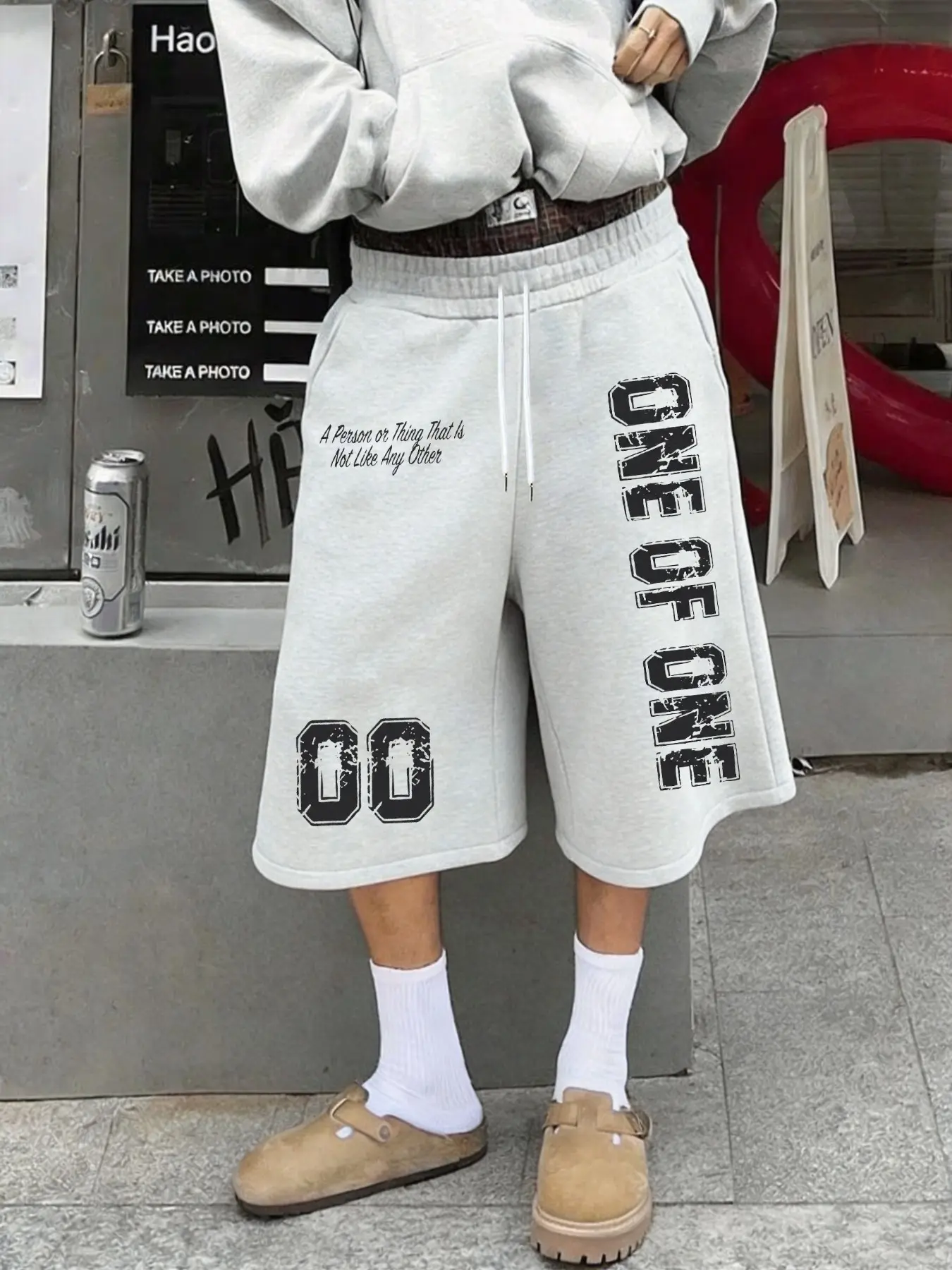 Men's Fashion Street Style Casual Sweatpants, Loose-Fitting Six-Quarter Length, Comfortable Breathable Fabric, Premium Letter Print for Daily Wear