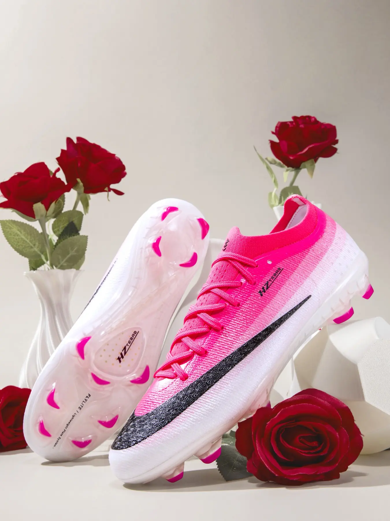 A pair of soccer cleats, available in 4 colors, plus sizes 35-45, men's soccer cleats, high-quality and durable unisex soccer cleats, women's sports shoes, Soccer Boots