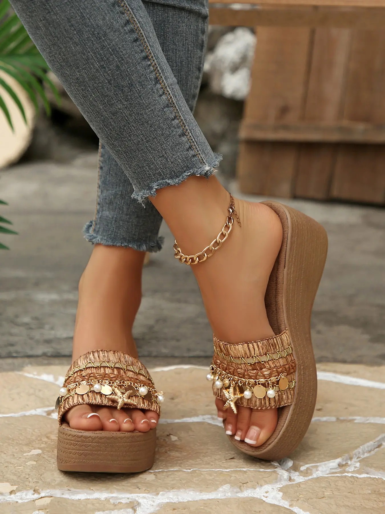 Women's Raffia Wedge Slide Sandals, Boho Style, Woven Strap, Starfish Pearl Coin Chain Decor, Platform Beach Slides