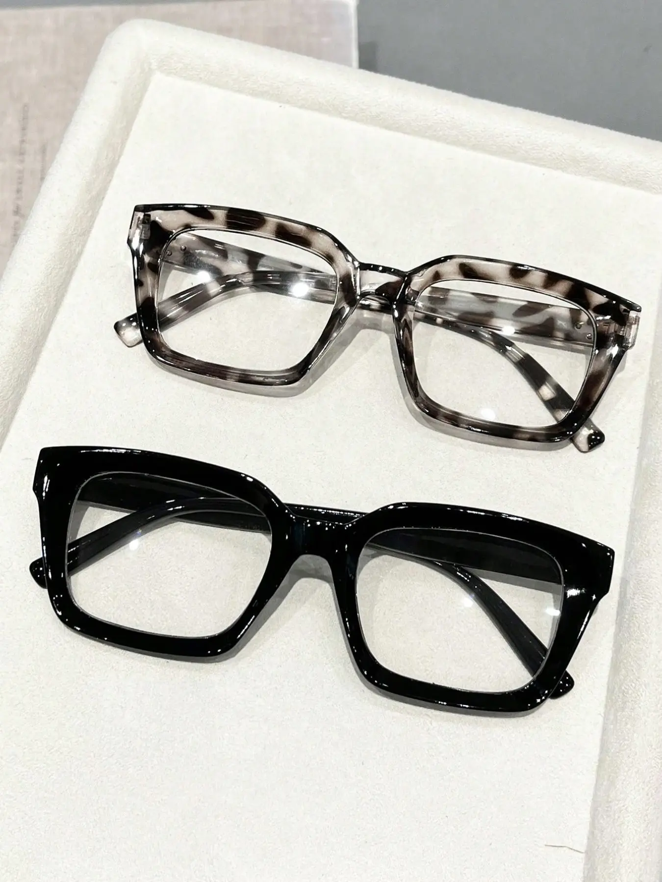 2026 New 4 Pairs Unisex Square Plastic Frame Glasses, Face-Shaping Eyewear for Men and Women, Party-Ready Spring School Season Accessories, Fashionable Square Eyeglass Frames, Stylish Square Frames, Square Frames Eyeglasses, Classic Square Frame