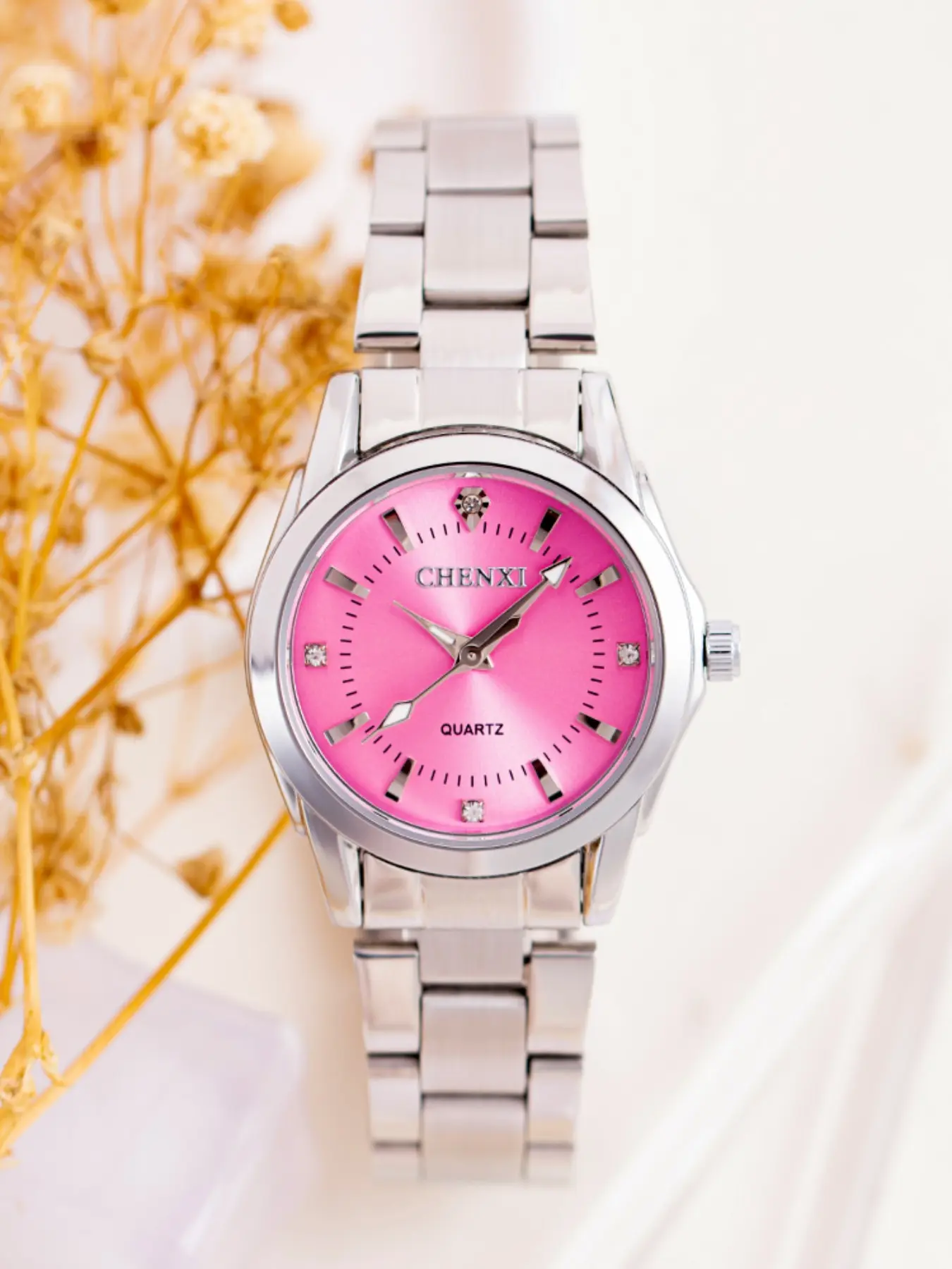 Women's Elegant Fashion Quartz Watch, Simple and Versatile, Ideal for Daily Commute and Dates, Practical Accessory with Gift Box