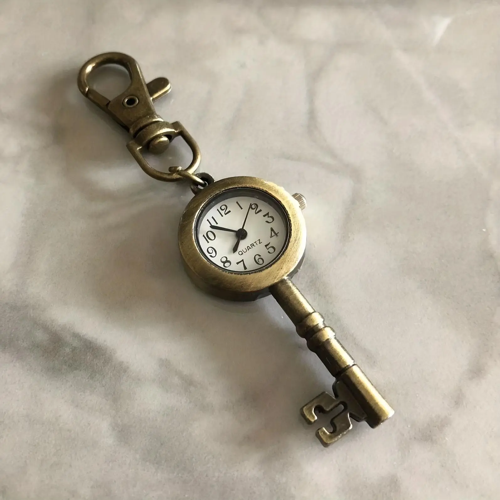 Key Design Quartz Pocket Watch Vintage Bronze Analog Fob Watch Keychain, Souvenir Gift For Xmas Birthday Nurse Watch