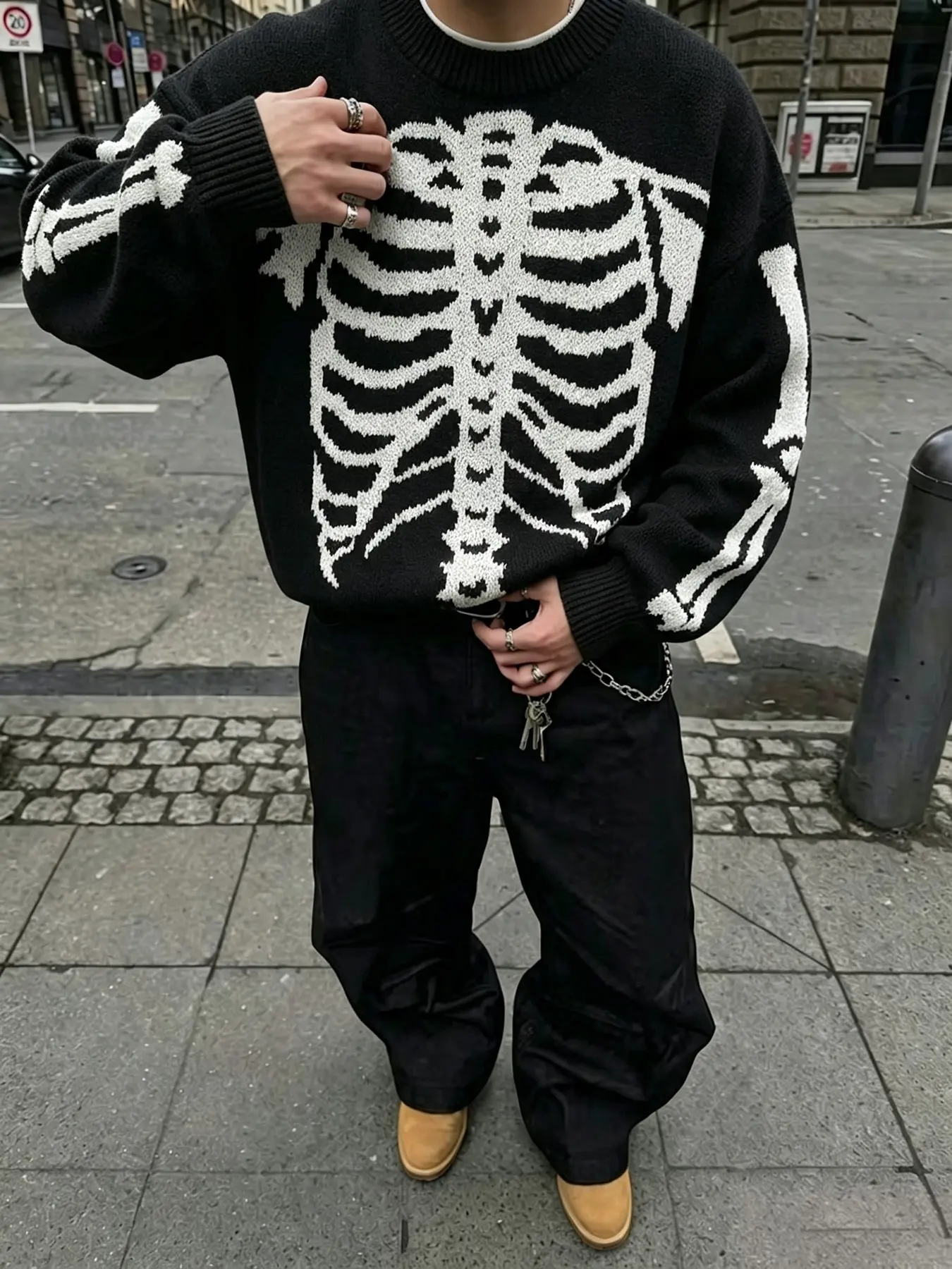 American Street Skull Pattern Sweater, Vintage Dark Style Loose-Fit Knitted Pullover, Trendy Oversized Crew Neck Men's Sweatshirt