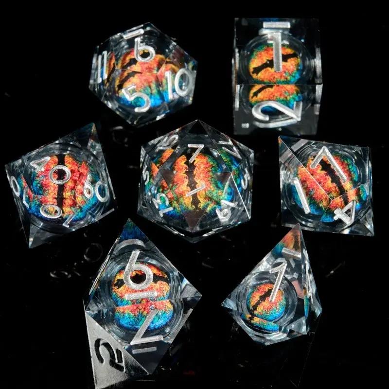 7 Transparent Cat Liquid Core Resin Dice Set, Magical Eye Core, Silver Color Numbers, Smooth Edge, Compatible with D&d, Coc, Mtg
