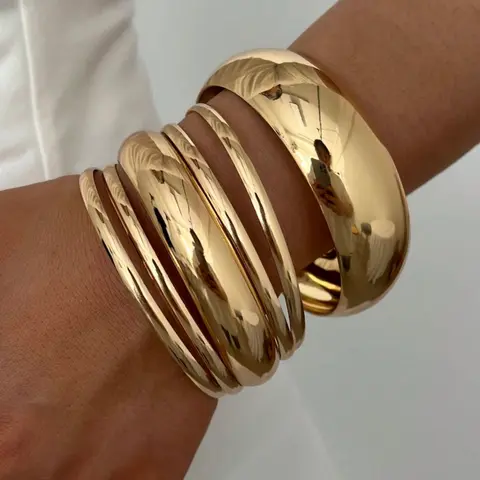 6-Piece Vintage Wide Multi-Layer Bracelet Set, Fashionable Bracelets for Women, Perfect for Daily Wear and Gifts, Stacked Design Bracelets