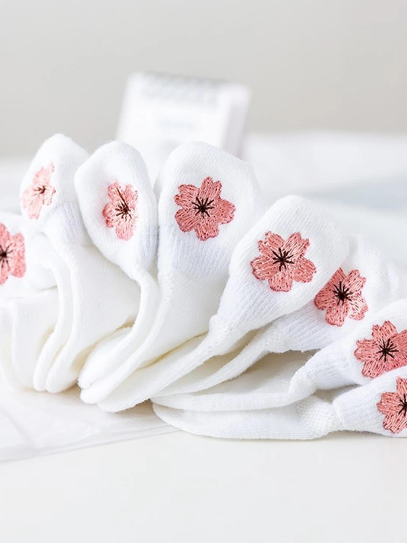 Women's Floral Embroidered Ankle Socks, Casual Soft Comfy Knit Low Cut Socks, Comfy Anklet for Women, Multi-pack Hosiery for Summer, Elegant