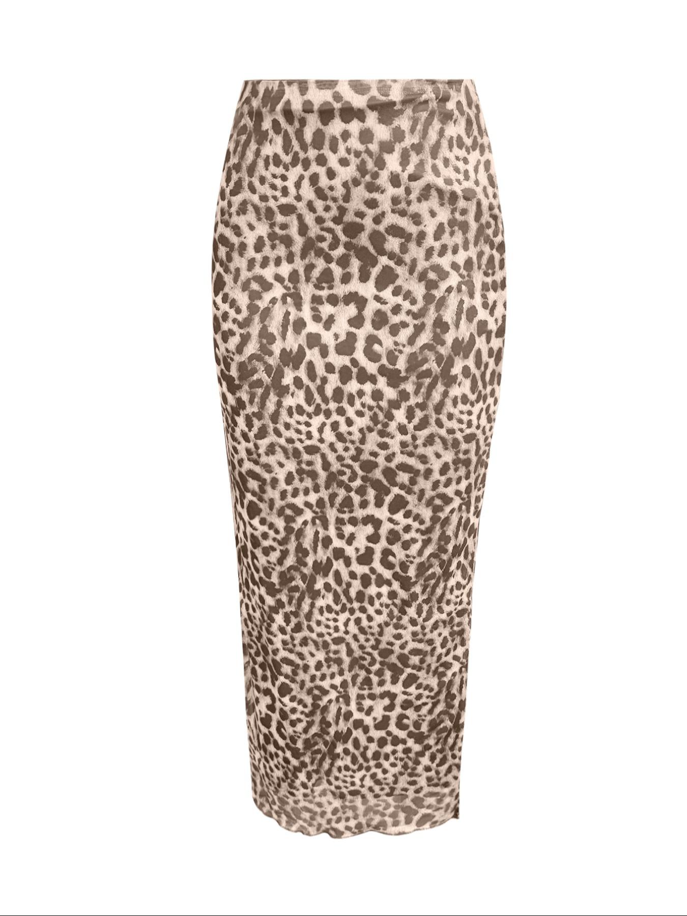 【LovelyWholesale】Women's Leopard Print High Slit Fitted Skirt, Stylish and Trendy Design for Casual or Night Out, Perfect for Summer Fashion， Perfect for All Seasons