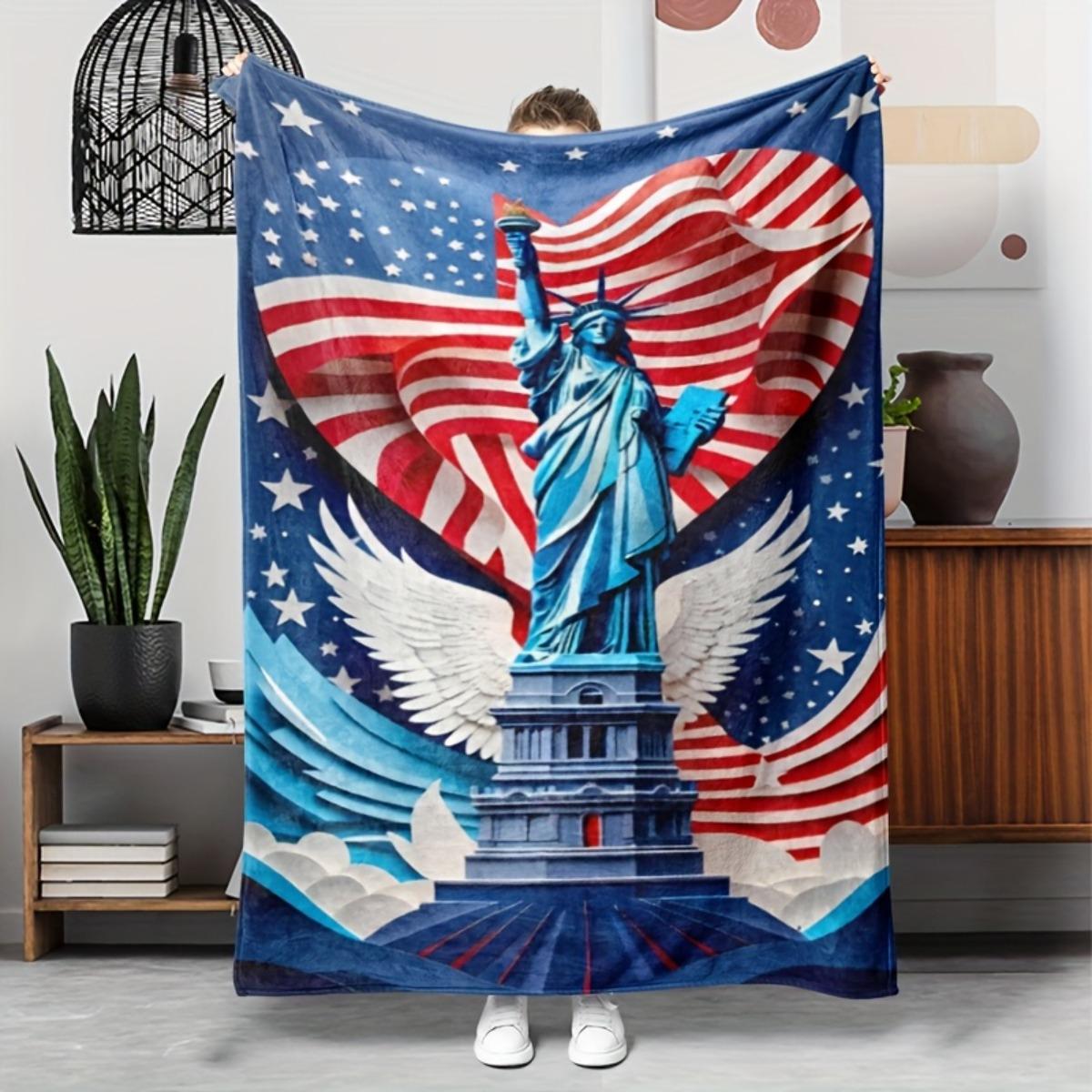 1pc Statue of Liberty Flannel Blanket - Vintage Patriotic Design with American Flag & Stars, All-Season Soft Warmth for Home, Camping, Travel - Multi-Use Sofa Throw, Nap Blanket, Gift for Family & Friends 1pc Statue of Liberty Flannel Blanket - Vintage Patriotic Design with American Flag & Stars, All-Season Soft Warmth for Home, Camping, Travel - Multi-Use Sofa Throw, Nap Blanket, Gift for Family & Friends