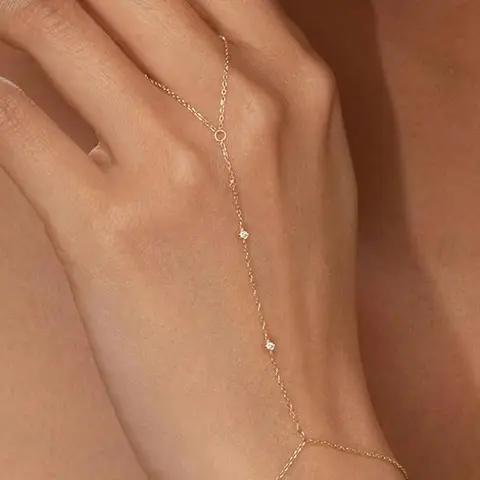 Waterproof Gold Plated Hand Chain for Women Trendy, Everyday Wear Bracelet, Non Tarnish Dainty Cubic Zirconia Finger Ring Bracelet, Summer Beach Hand Jewelry Minimalist Adjustable Simple Cute Gold Ring Chain Bracelets Fashion Gifts Handchains