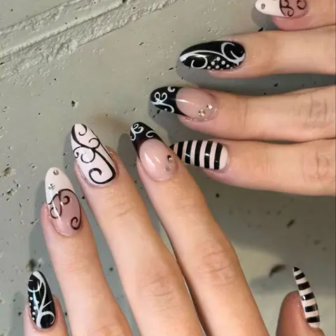 24pcs Long Almond French Press-On Nails, Artificial Nails, Striped Pattern, Acrylic Nail Set, Includes Jelly Glue and Nail File, Gothic Style