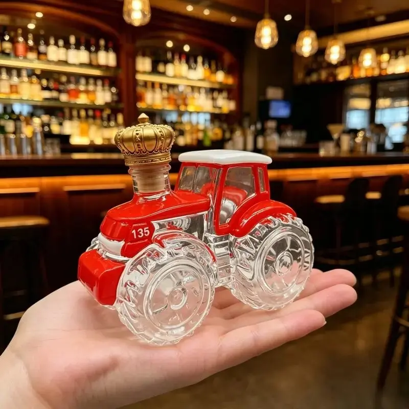 Hand-Painted Tractor Shape High Borosilicate Glass Whiskey Bottle, Decorative Decanter, Wine Aerator, Alcohol Storage Container