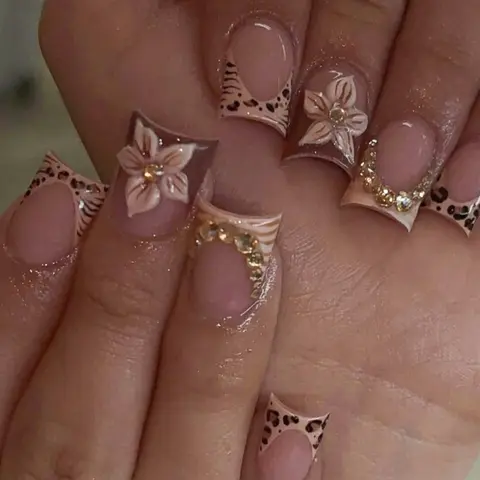 24pcs Medium-Length Square Nails, Nude Jelly Base, French Edge, Cream Animal Print, 3D Flowers, Rhinestones, Retro Party Nails, Nail Art Designs, Nail Art Products