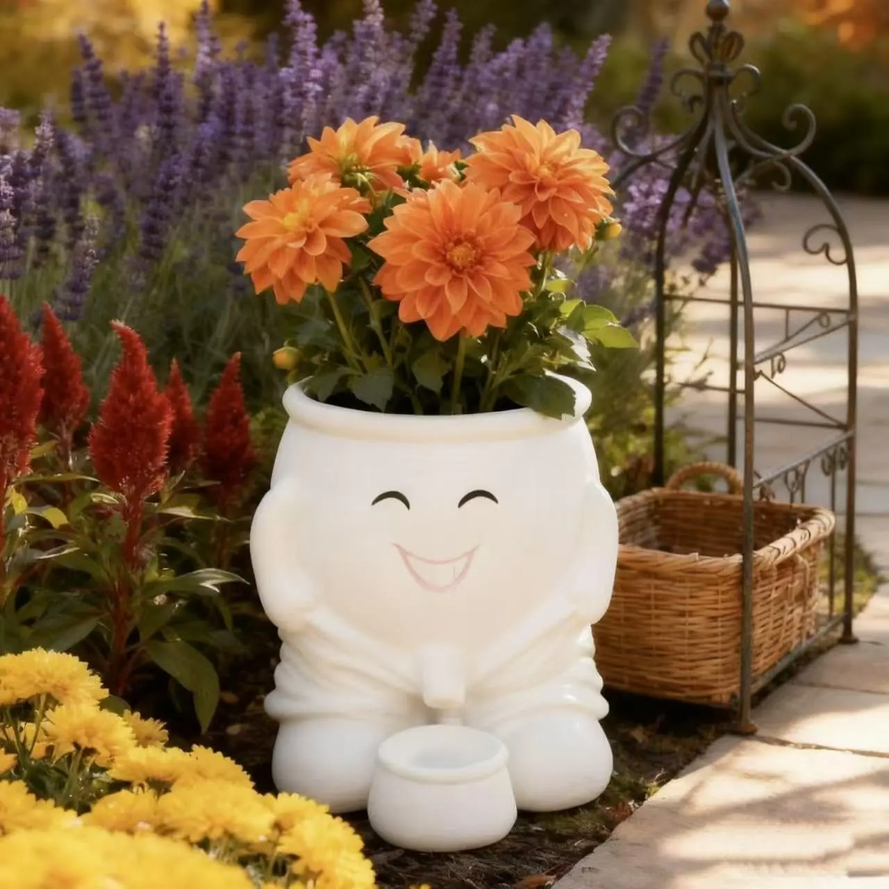 Smiling   Planter, Cute   Flower Pot with Drainage Hole,  Succulent Cactus Planter, Quirky Indoor Outdoor  Office Decor for Small  (White)