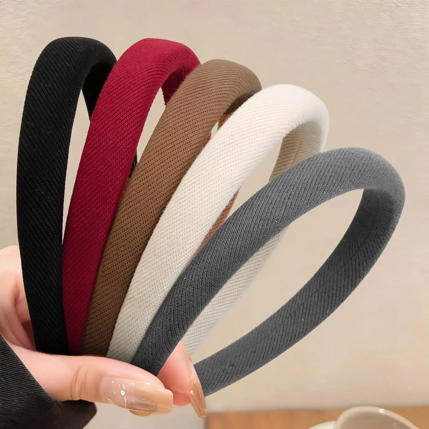 Headbands for Women Non Slip Trendy Headbands for Women’s Hair Thin Padded Headband for Girls, Cute  Bands Elastic Hair Bands for Women Fashion Accessories 5 count