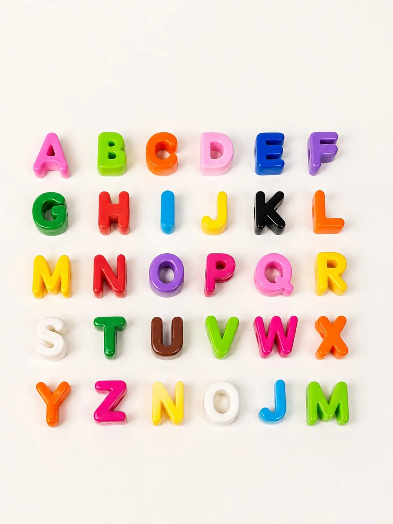 52 colorful acrylic large-holed letter beads, colors randomly mixed, used for jewelry, phone charms, keychains, and decorative beads