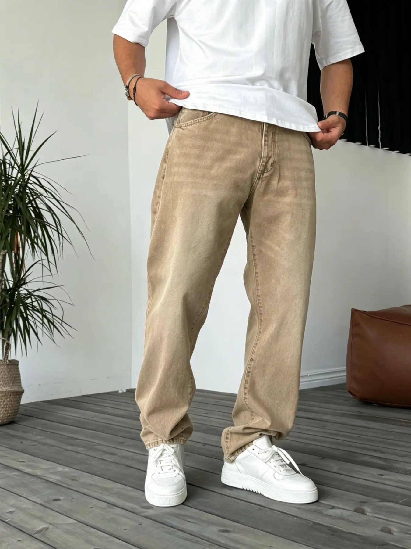 European and American Classic Style Clean Fit Denim Jeans, Vintage Washed Loose Straight Leg Ankle-Length Pants, Casual All-Season Wear
