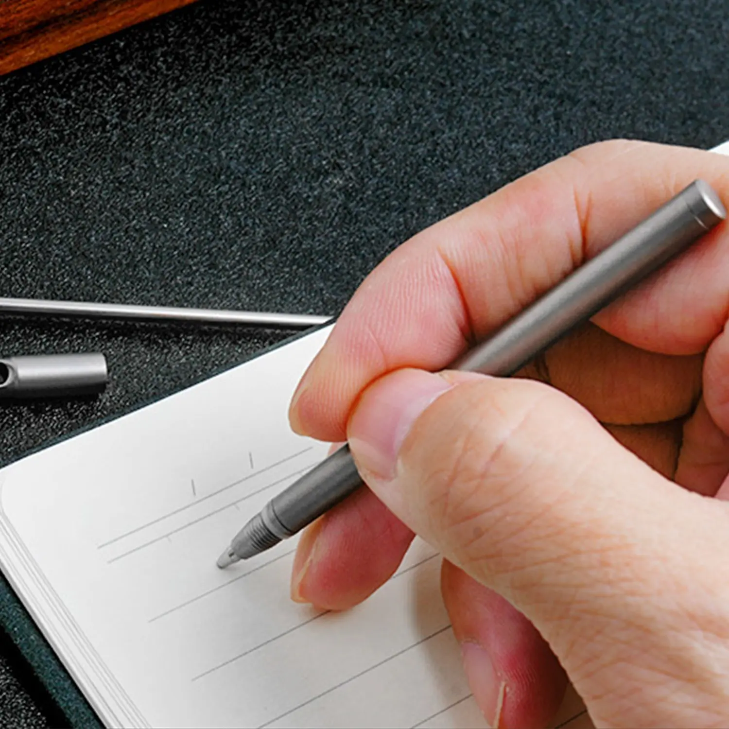 Titanium Mini Pocket Pen, Lightweight Detachable Edc Writing Pen, Ideal for Travel, Office, Daily Journal, Compact and Portable