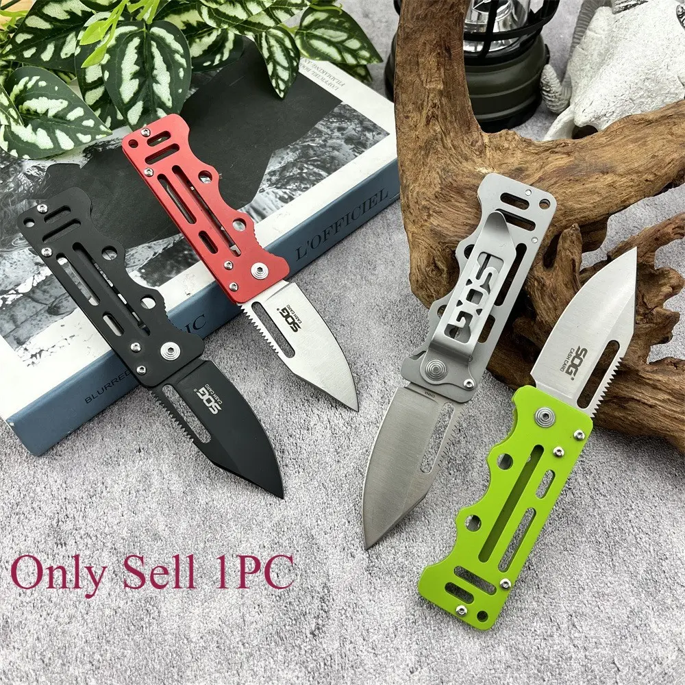 A hollowed-out multi-functional folding knife, Edc survival tool, serrated edge can easily saw through ropes and tree branches, small and lightweight, suitable for outdoor camping, vehicle emergency use, daily unpacking, Outdoor survival tools