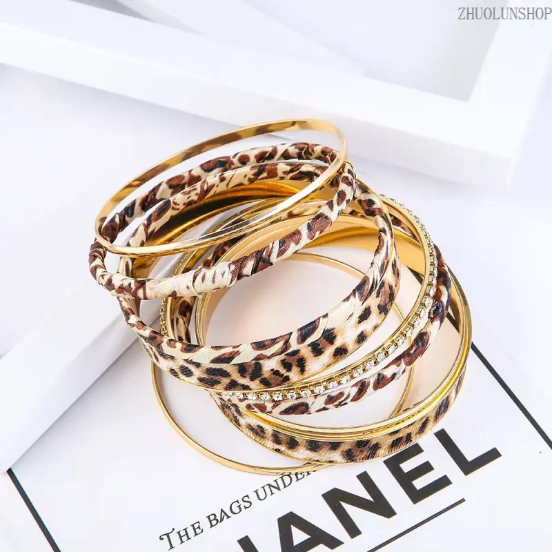 Women's Leopard-Print Stackable Alloy Bangle Bracelet Set - Minimalist Curved, Nickel-Free, Skin-Friendly, Tarnish-Resistant Handmade Costume Jewelry for Daily Wear & Parties