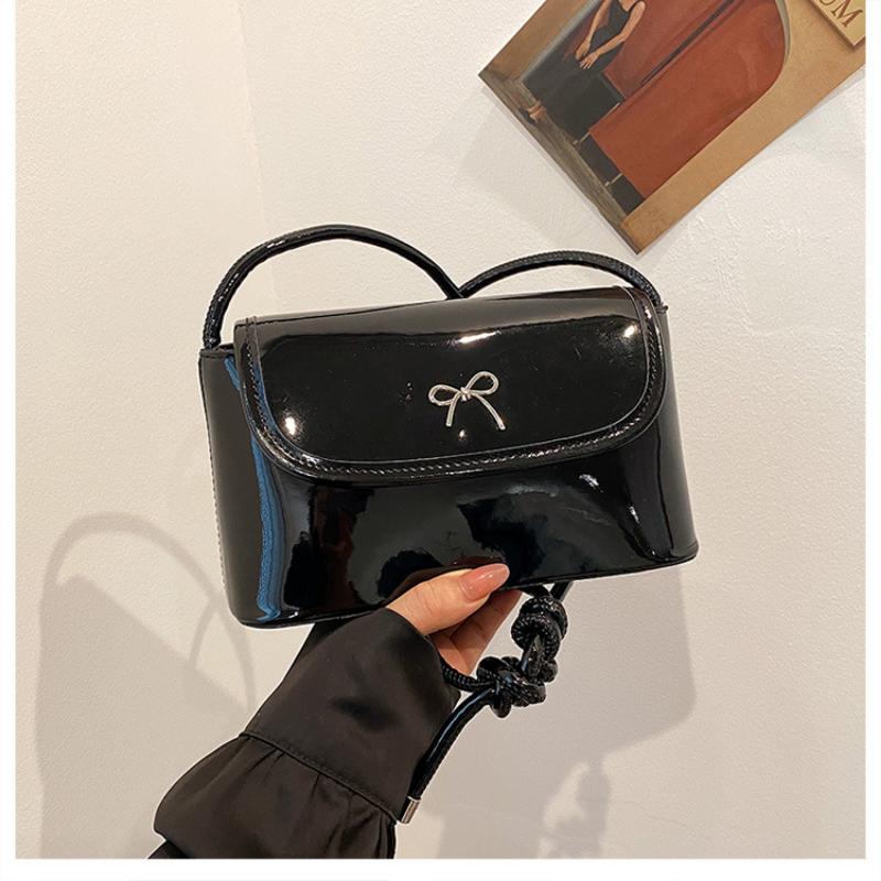 Women's Personality, Aesthetic Niche Design Bag, Feminine Style, One-shoulder Cross-body Small Square Bag