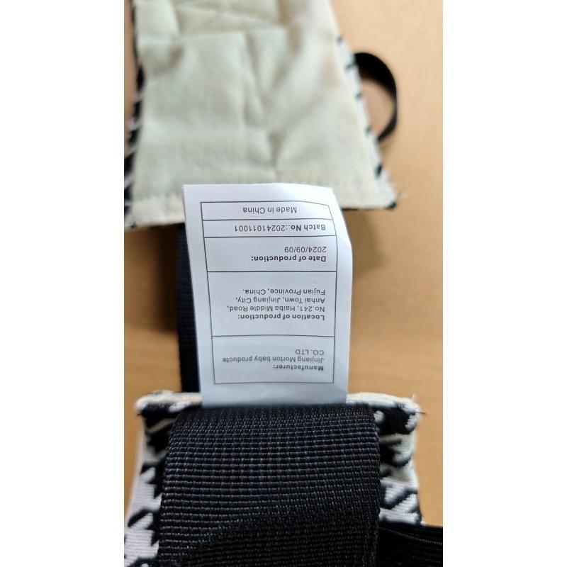 Adjustable Ergonomic Straps | Lightweight, Hands-Free Carrier — Supports up to 45 lbs