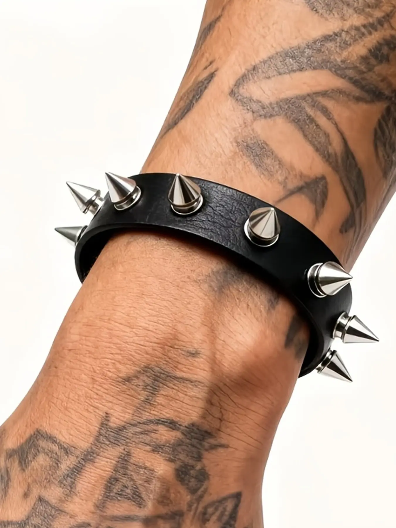 Faux Leather Spiked Bracelet for Men, Punk Rock Metal Cone Spikes Wristband, Gothic Adjustable Biker Cuff Bracelet for Halloween Party Cosplay