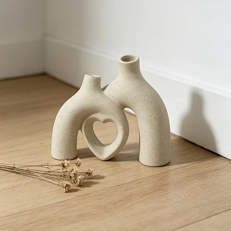 Creative Matte Ceramic Vase, High-End Home Decor Item, Elegant Floral Arrangement Accessory, Perfect for Modern Interiors