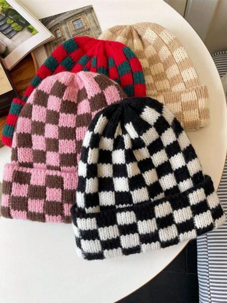 Unisex Fall and Winter Beanie Hat, Casual Fitted Knit Cap with Colorblock Plaid Design, Warm Outdoor Accessory for Christmas Pairing