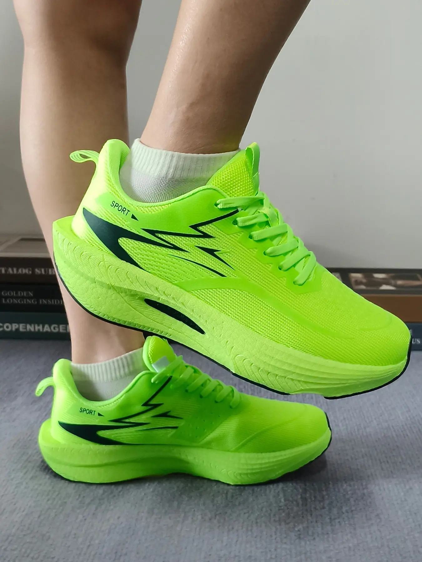 Summer Couple Sneakers Running Shoers for Men and Women, Soft Thick-Step Walking Shoes, Breathable Mesh Upper, Non-Slip Sole Outdoor Gym Training Footwear Height-Increasing Platform Shoes for Men & Women