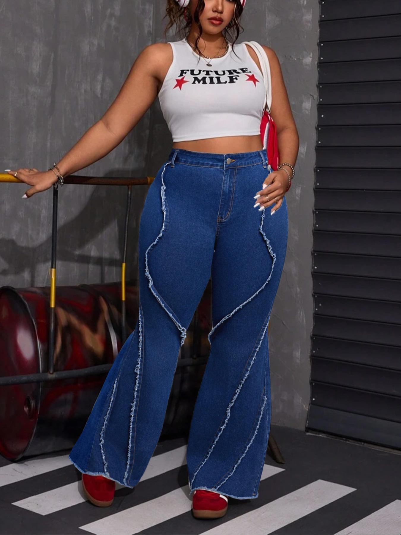 【Plus Size】 Solid Color Flare Leg Denim Jeans, Fashion Casual Bell Bottom Trousers for Daily Outdoor Wear, Women Plus Clothing for All Seasons