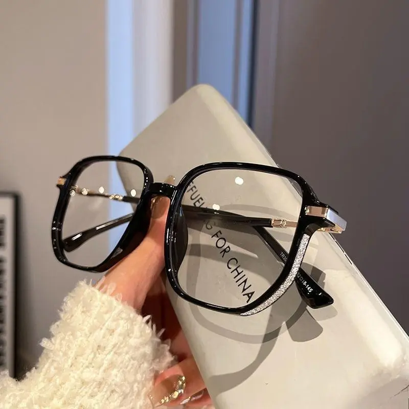 Women's Starry Glitter-Frame Square/Round Photochromic Anti Blue Glasses - Flattering, Myopia-Compatible Stylish Protective Fashion Accessory Eyewear for Daily Wear Blue Light Glasses for Women