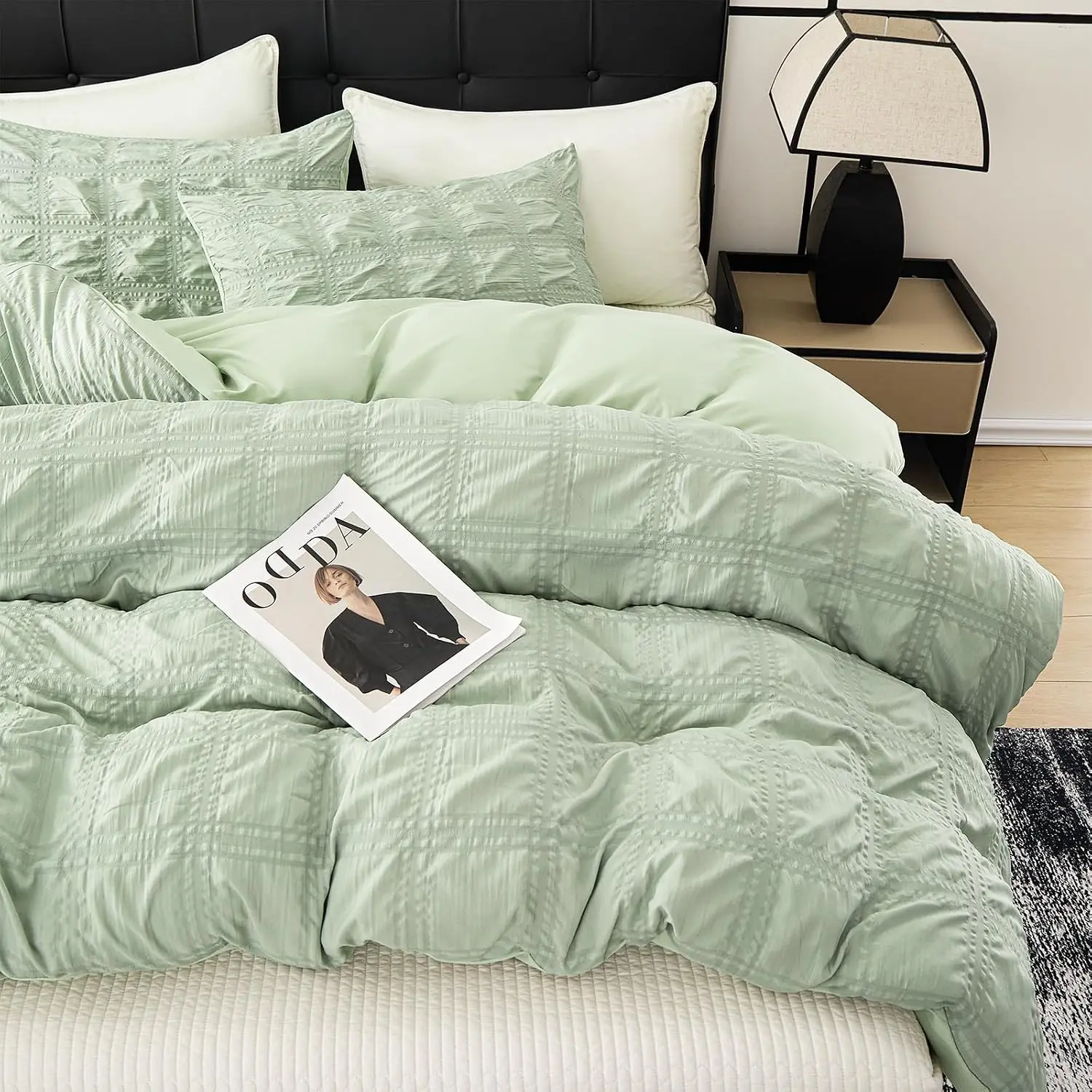 Light Green Boho Seersucker Bubble Duvet Cover Set - 90x90" Synthetic, Ultra Soft Modern Bedding, Wrinkle Resistant, Breathable, Cold Wash Microfiber, Zipper Closure, 2 Pillowshams, Durable (Boho Chic Duvets)