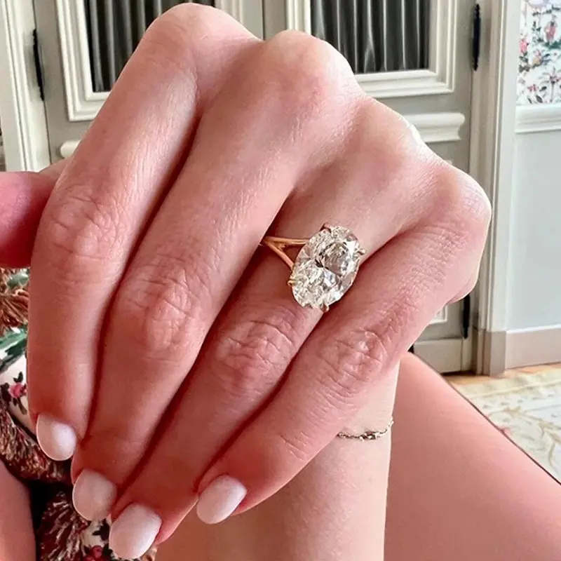 Oval Cut Solitaire Engagement Ring 925 Sterling Silver Split Shank Wedding Ring Side Paved Zircon Promise Ring Anniversary Jewelry Gift For Women everyday fine