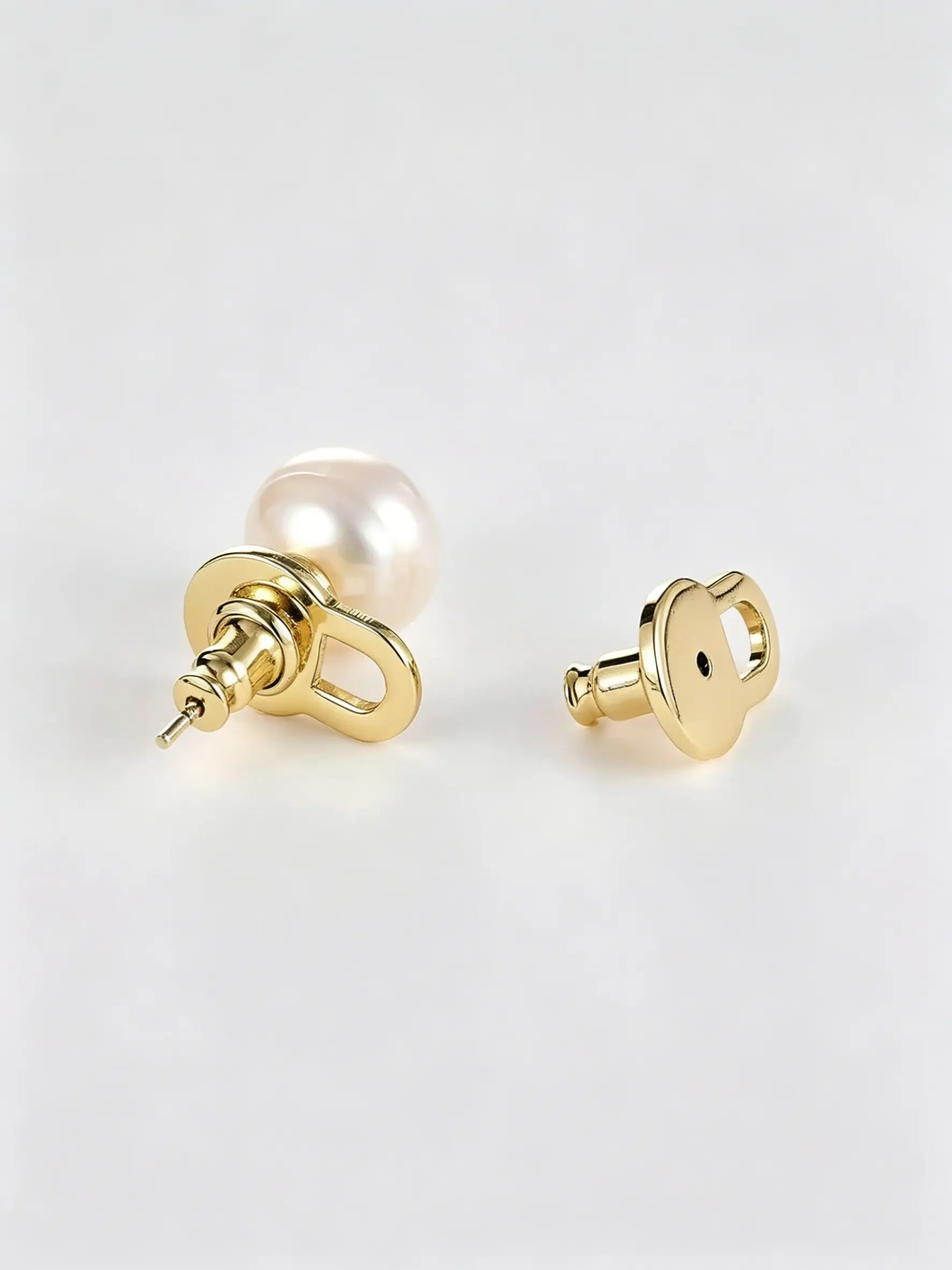 Gold Plated Lobe Lifters for Heavy Earrings, Support for Droopy Ears & Stretched Lobes, Secure & Comfortable Earring Backings, Trendy Women's Fashion Accessories