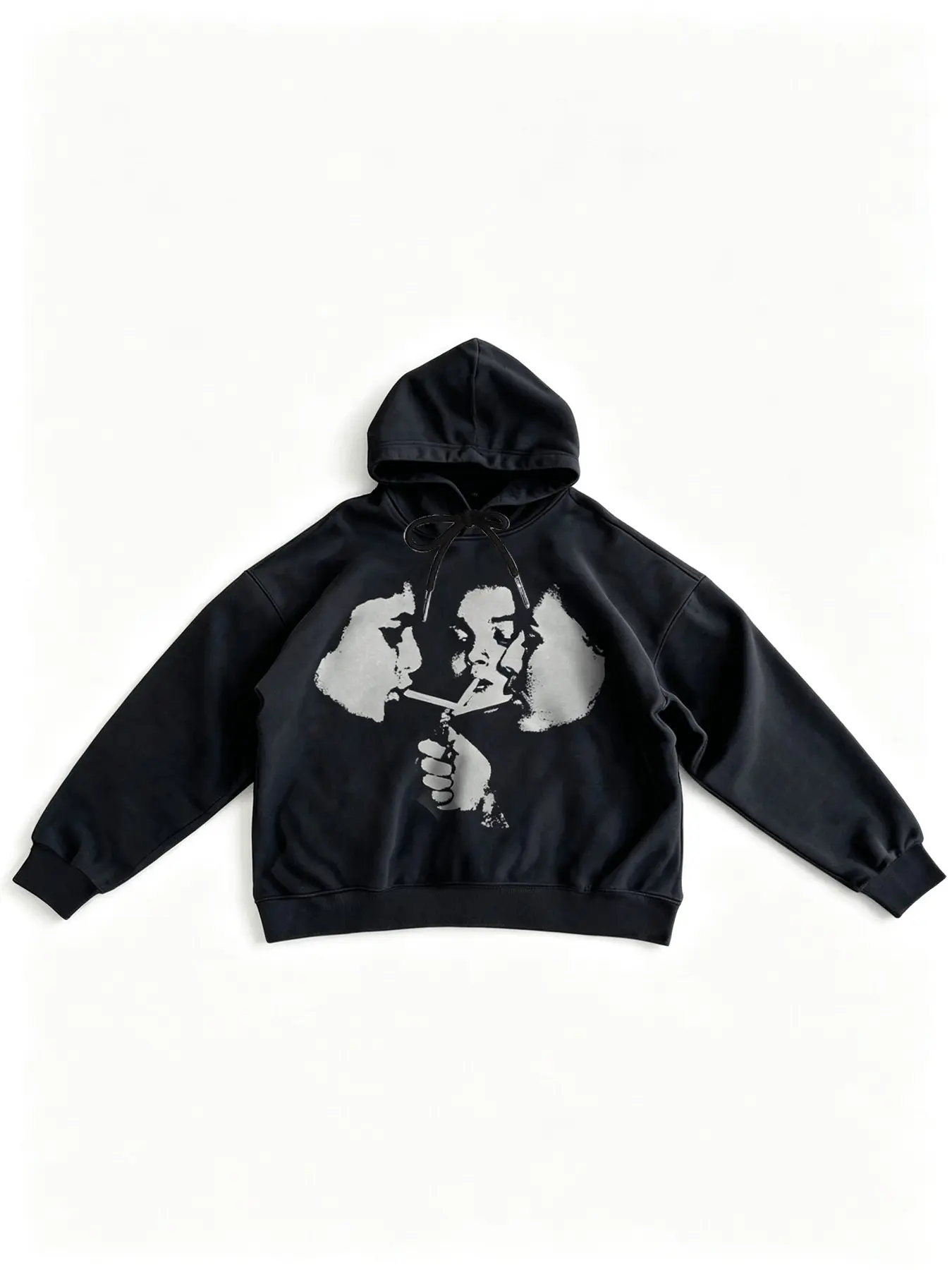 Men's Black Oversized Pullover Hoodie, Vintage Blurry Three Faces Sharing Cigarette Portrait Print Dark Grunge Y2K Streetwear Boxy Hooded Sweatshirt with Kangaroo Pocket for Men